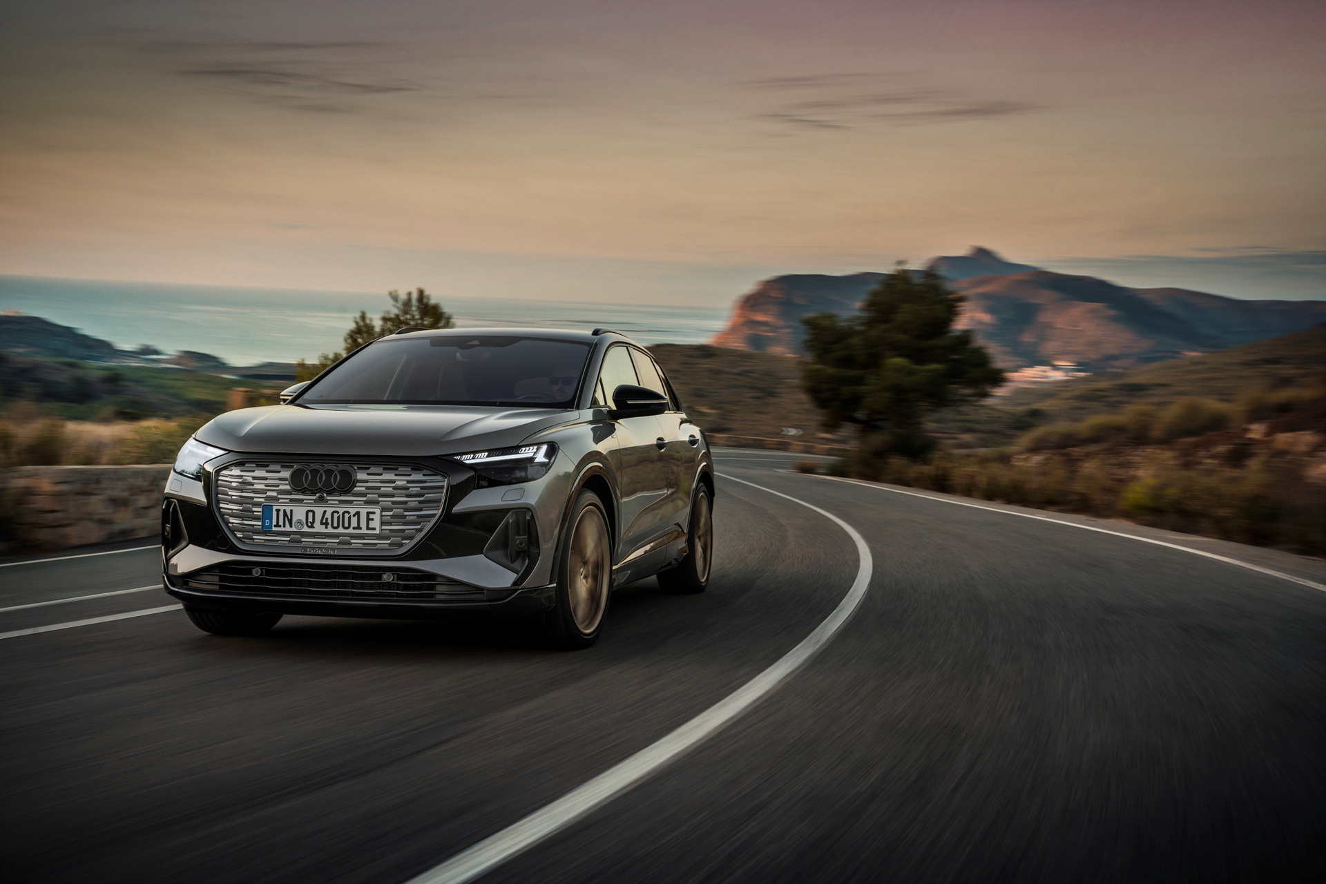 아우디 Q4 e-트론 리스 렌트 가격 정보